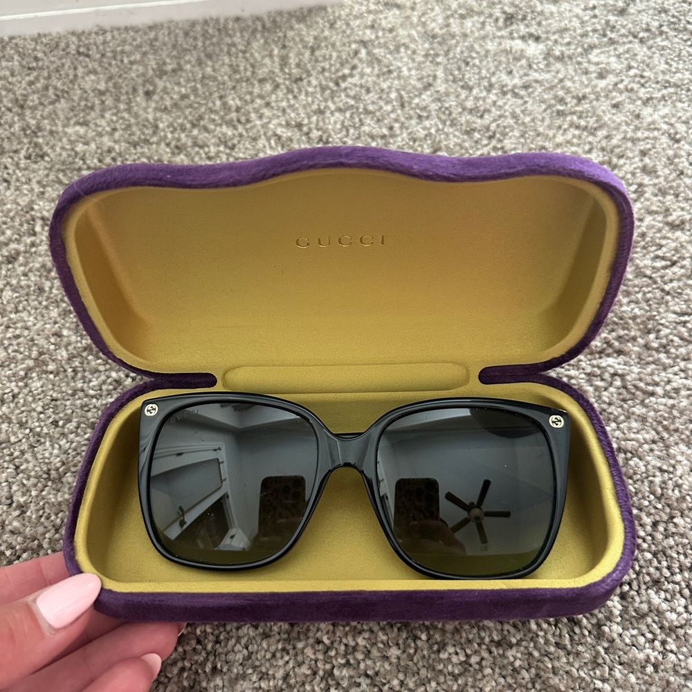 Gucci sunglasses  Gucci GG0022S Frame Tinted Sunglasses in Black